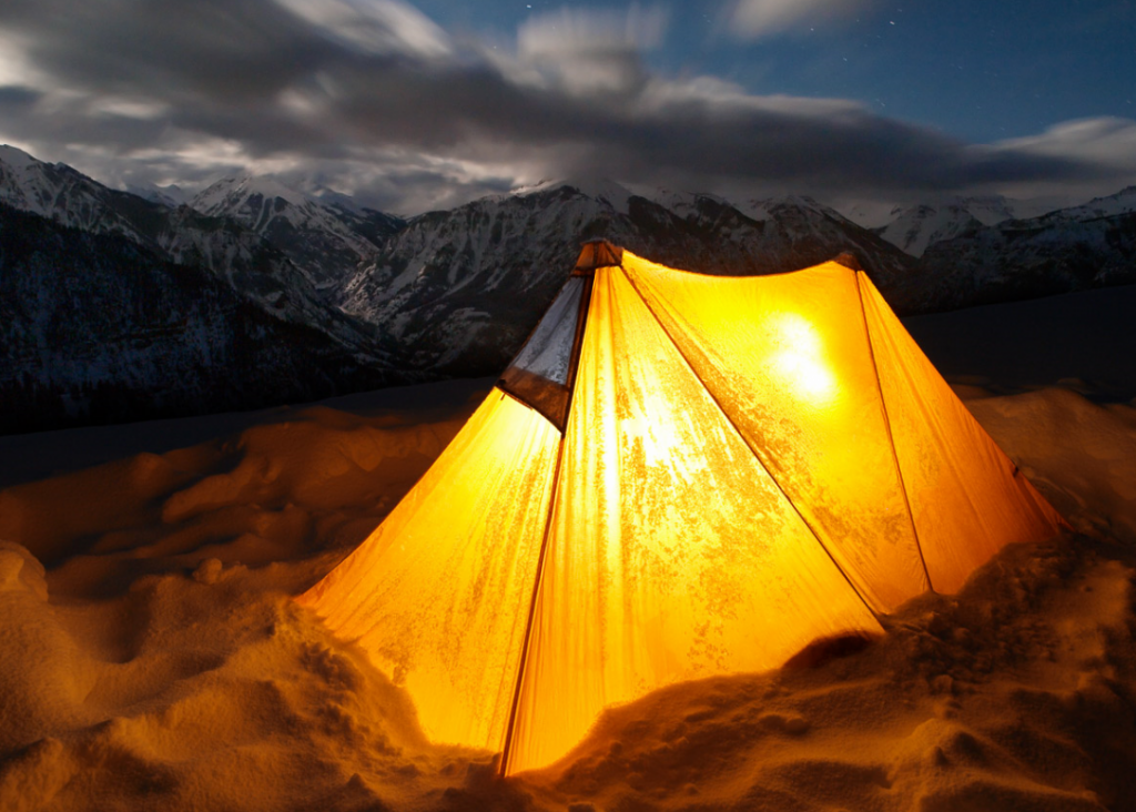 snow-versus-tent-1087x777